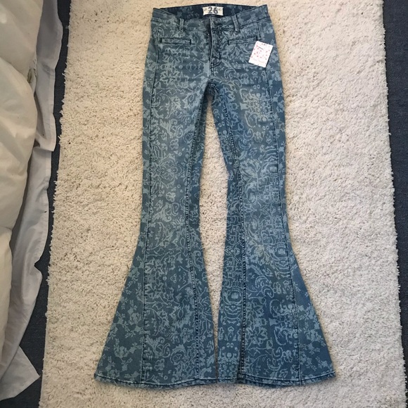 NWT Free People Dream Lover Flares - Picture 7 of 16